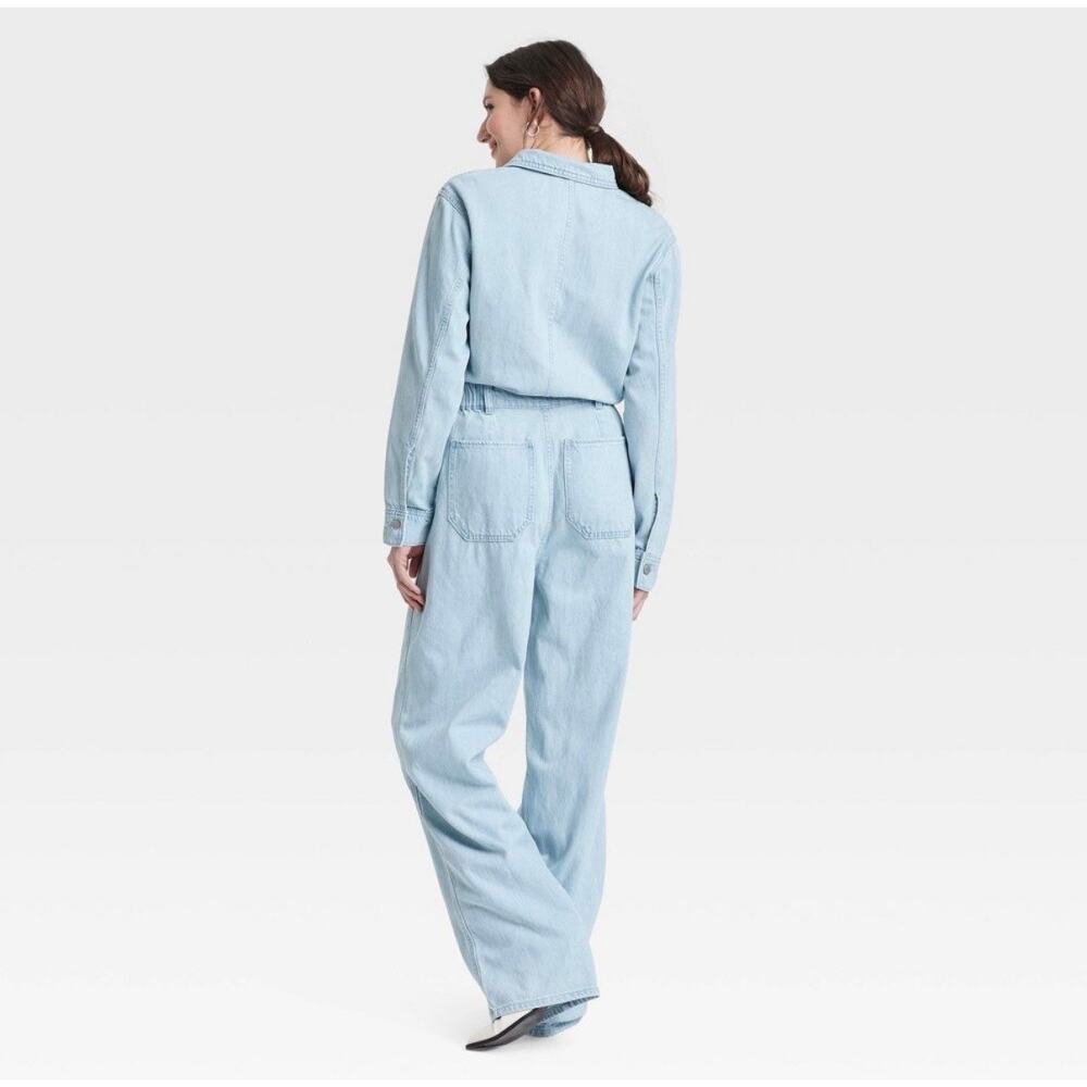 Universal Thread Light Wash Button Utility Denim Wide Leg Relaxed Fit Jumpsuit - Picture 3 of 9